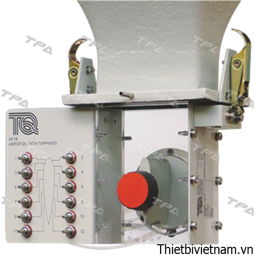 Cánh máy bay có gắn đầu đo