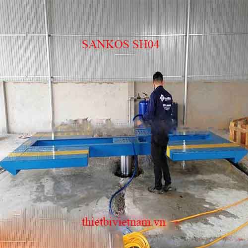 Cầu nâng 1 trụ rửa xe ô tô Ấn Độ lắp âm nền kiểu chữ I SANKOS model SH04