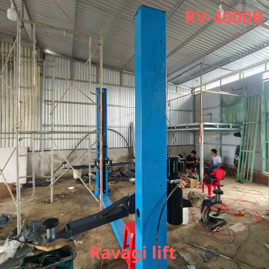 Cầu nâng 2 trụ 4 tấn giằng dưới Ravagi lift RV-4000B