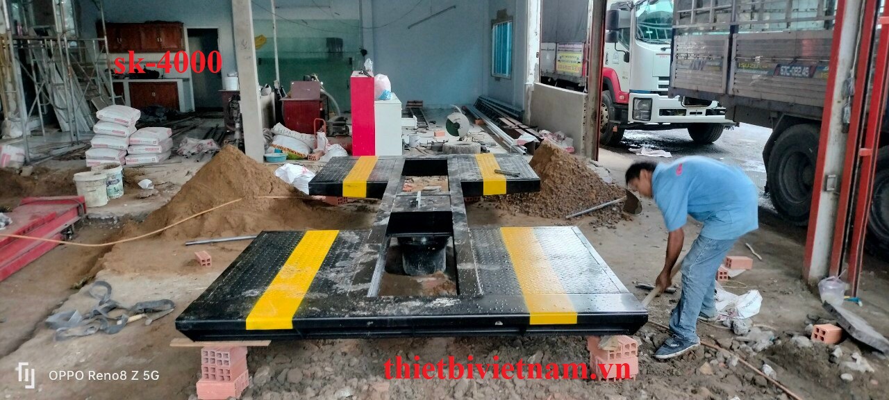 Cầu nâng một trụ ấn độ sankos sk-4000