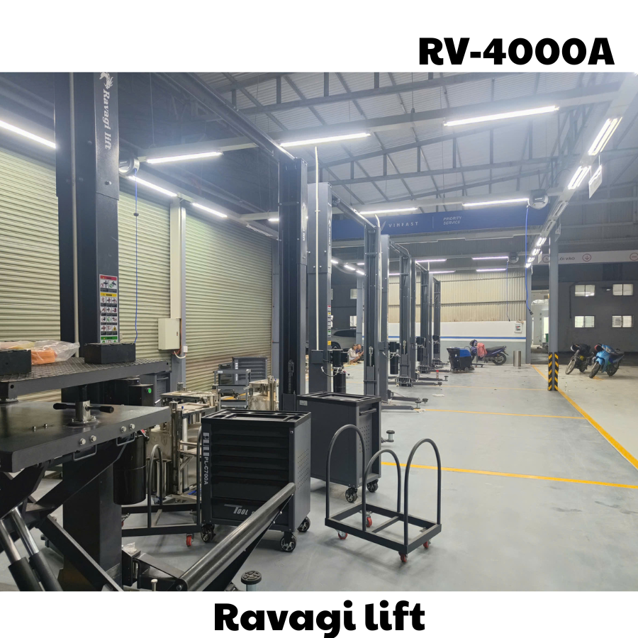 Cầu nâng ô tô 2 trụ khóa hai bên Ravagi lift RV-4000A