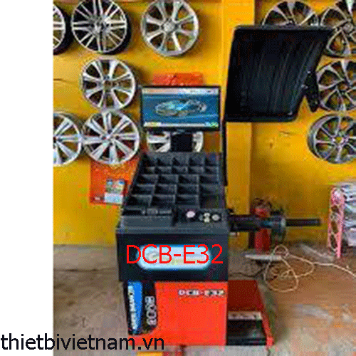 MÁY CÂN BẰNG LỐP XE DU LỊCH SYNDA DCB-E32