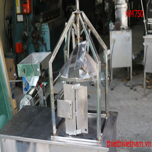 Máy gọt vỏ dừa Yamafuji HM750