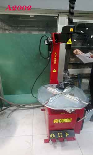 Thiết bị ra vào lốp bán tự động A2002