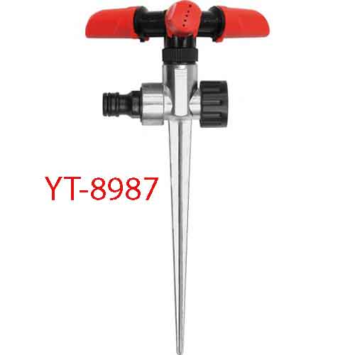 Vòi tưới nước 3 cạnh YATO YT-8987