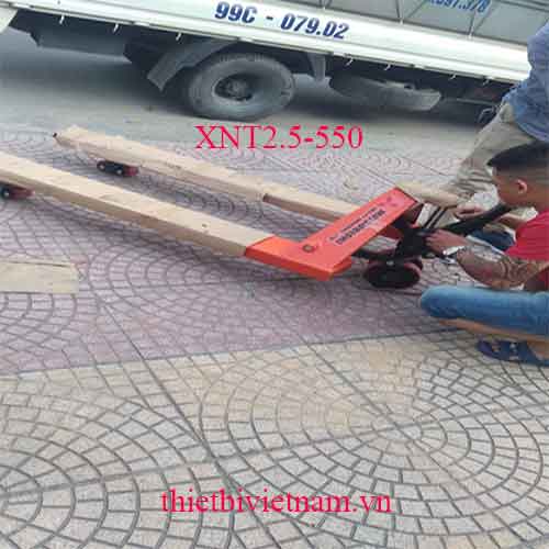 Xe Nâng Tay Mitsubishi 2,5 Tấn - Càng Hẹp 550mm XNT2.5-550